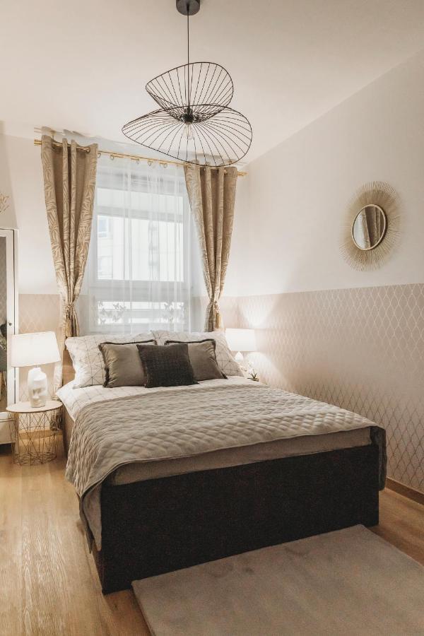 Clicktheflat Gdanski Center Prestige Apart Rooms Варшава Экстерьер фото